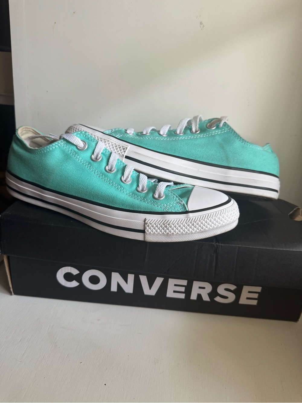 Converse Low-Top Sneakers Teal and White